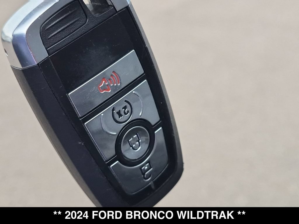 Used 2024 Ford Bronco Wildtrak AWD/4WD image 29