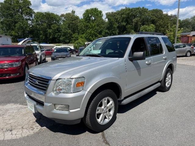 Used 2010 Ford Explorer XLT RWD image 1