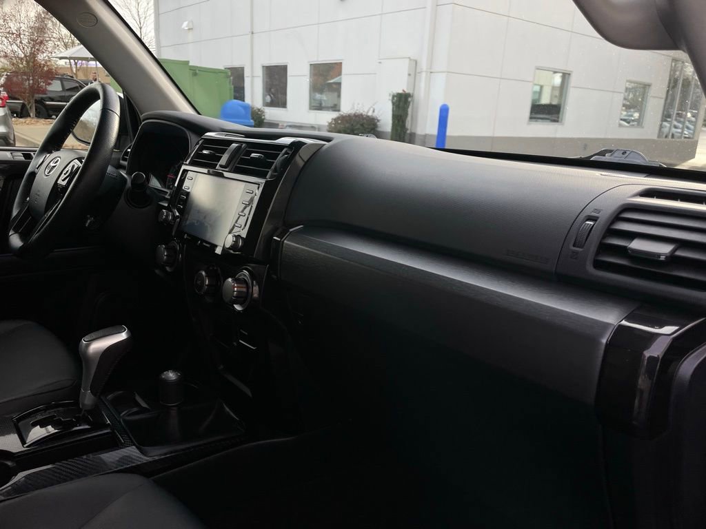 Used 2024 Toyota 4Runner TRD Off-Road Premium image 33