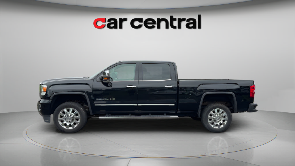 Used 2019 GMC Sierra 2500 Denali AWD/4WD image 2