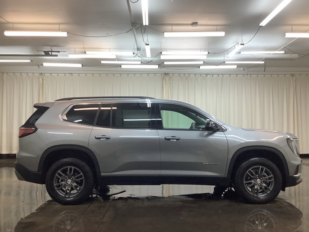 Used 2025 GMC Acadia Elevation image 5