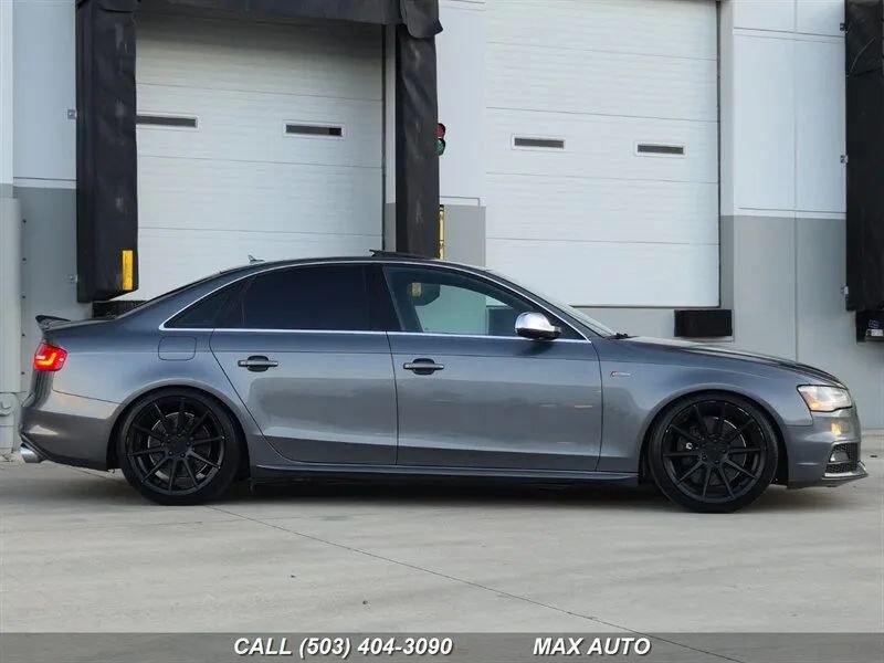 Used 2013 Audi S4 Premium Plus image 9