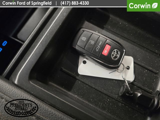 Used 2023 Toyota Tundra SR5 AWD/4WD image 27