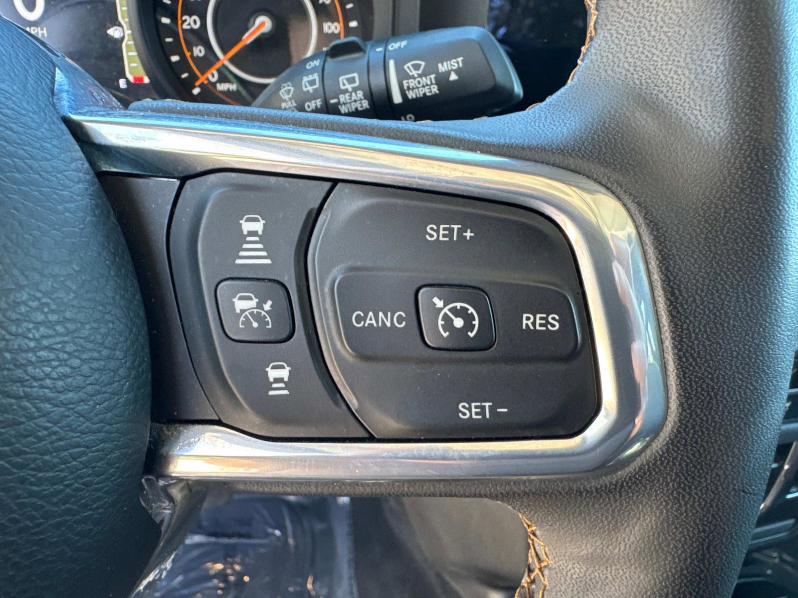 Certified 2024 Jeep Wrangler Unlimited Sahara AWD/4WD image 30