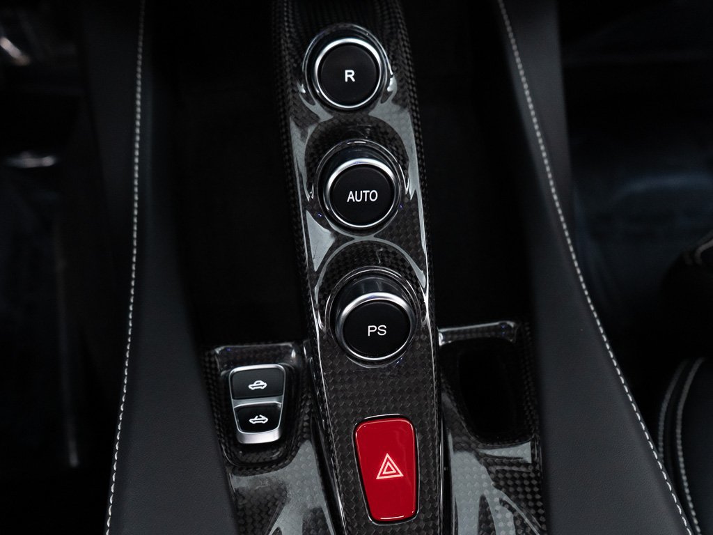 Used 2022 Ferrari Portofino M RWD image 37