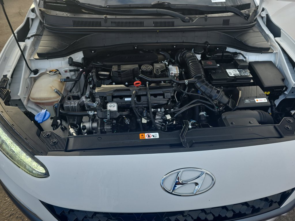 Used 2022 Hyundai Kona Limited FWD image 20
