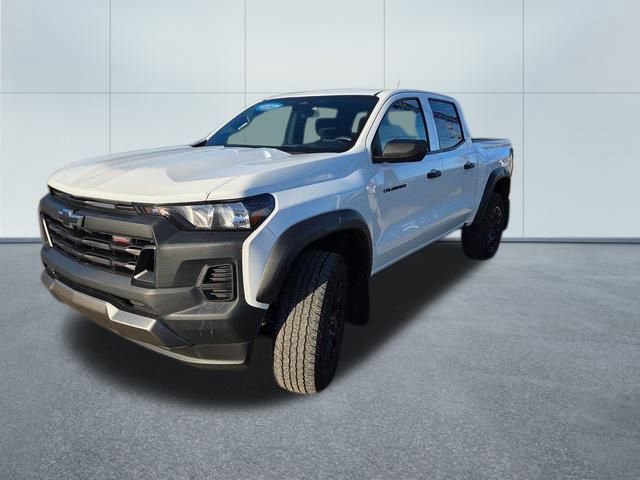 Used 2023 Chevrolet Colorado Trail Boss w/ Advanced Trailering Package image 2