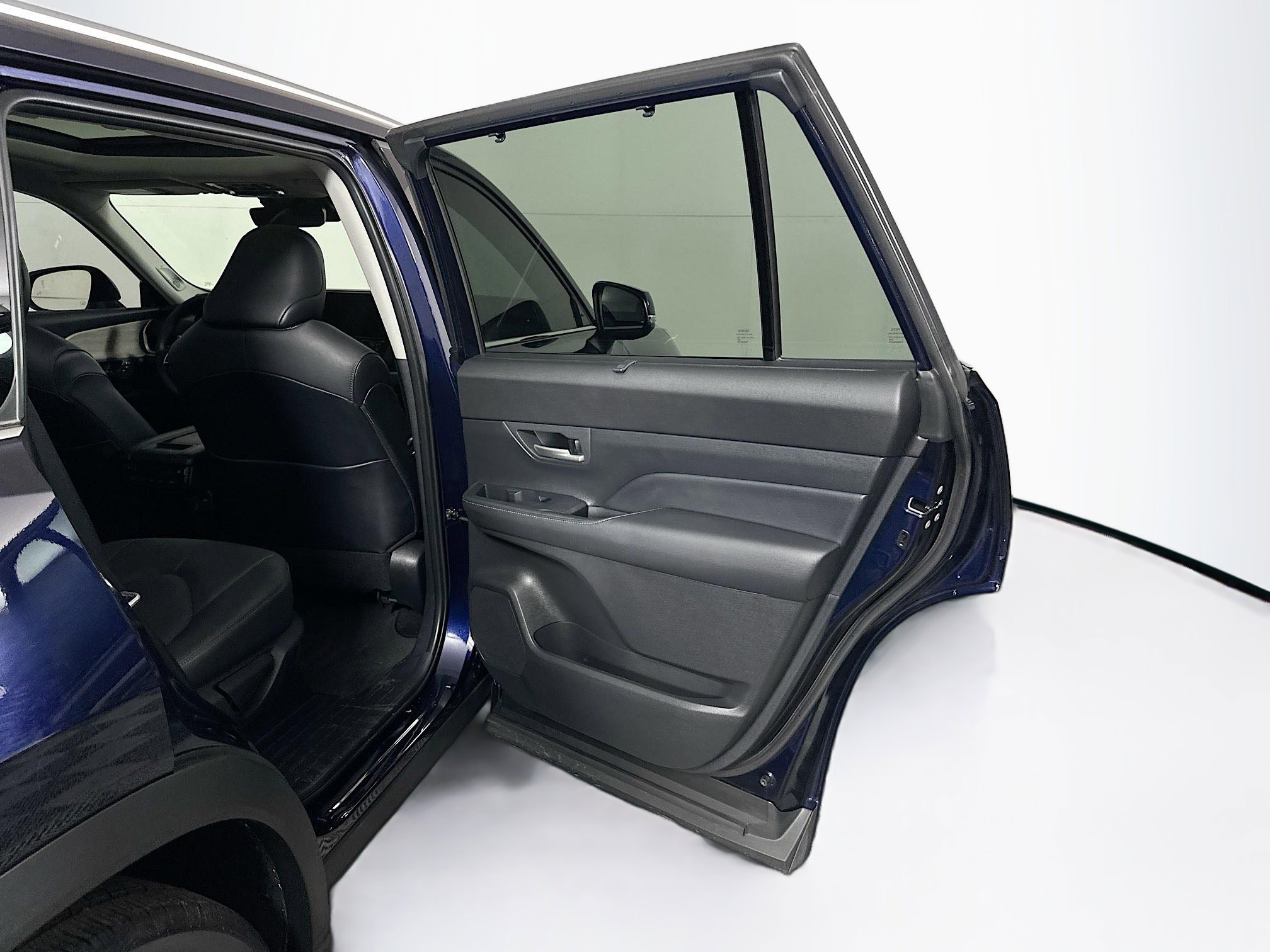 Used 2025 Toyota Grand Highlander FWD image 33