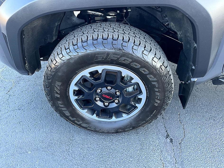 Used 2024 Toyota Tacoma TRD Off-Road image 11