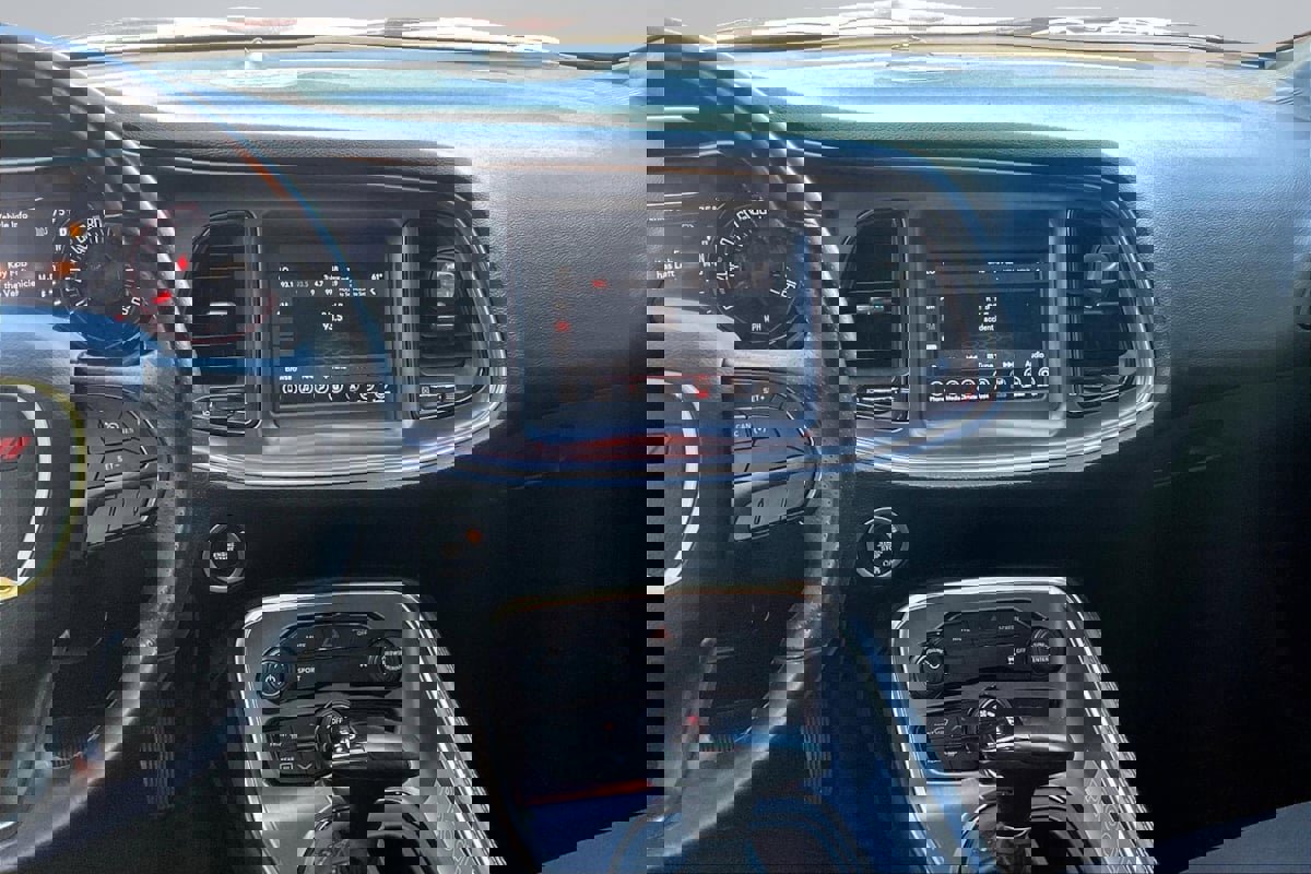 Used 2018 Dodge Challenger SXT w/ Blacktop Package image 6