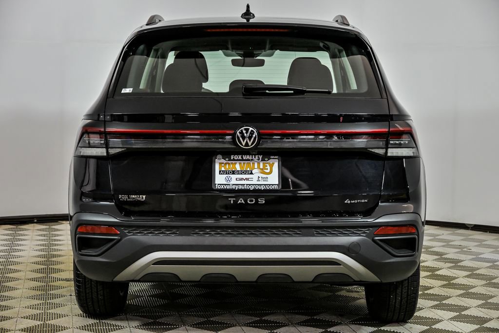 Used 2025 Volkswagen Taos S image 6