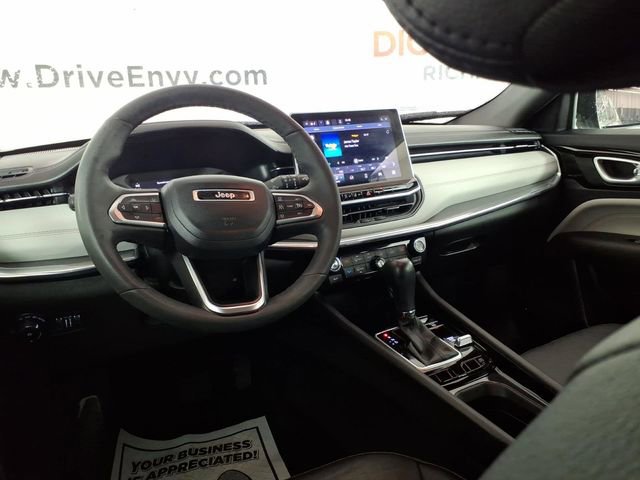 Used 2023 Jeep Compass Limited image 10