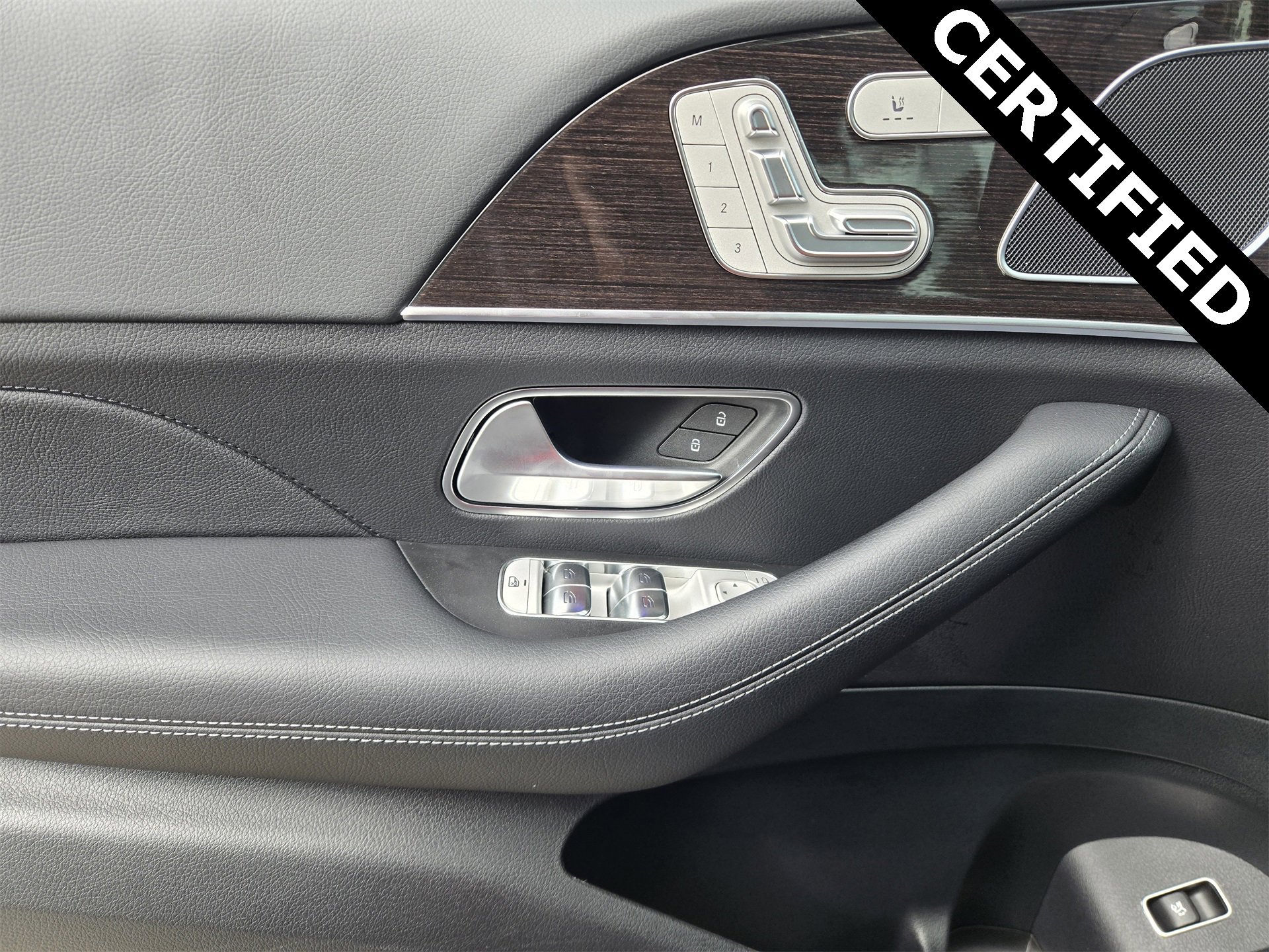 Certified 2025 Mercedes-Benz GLE 350 4MATIC image 22