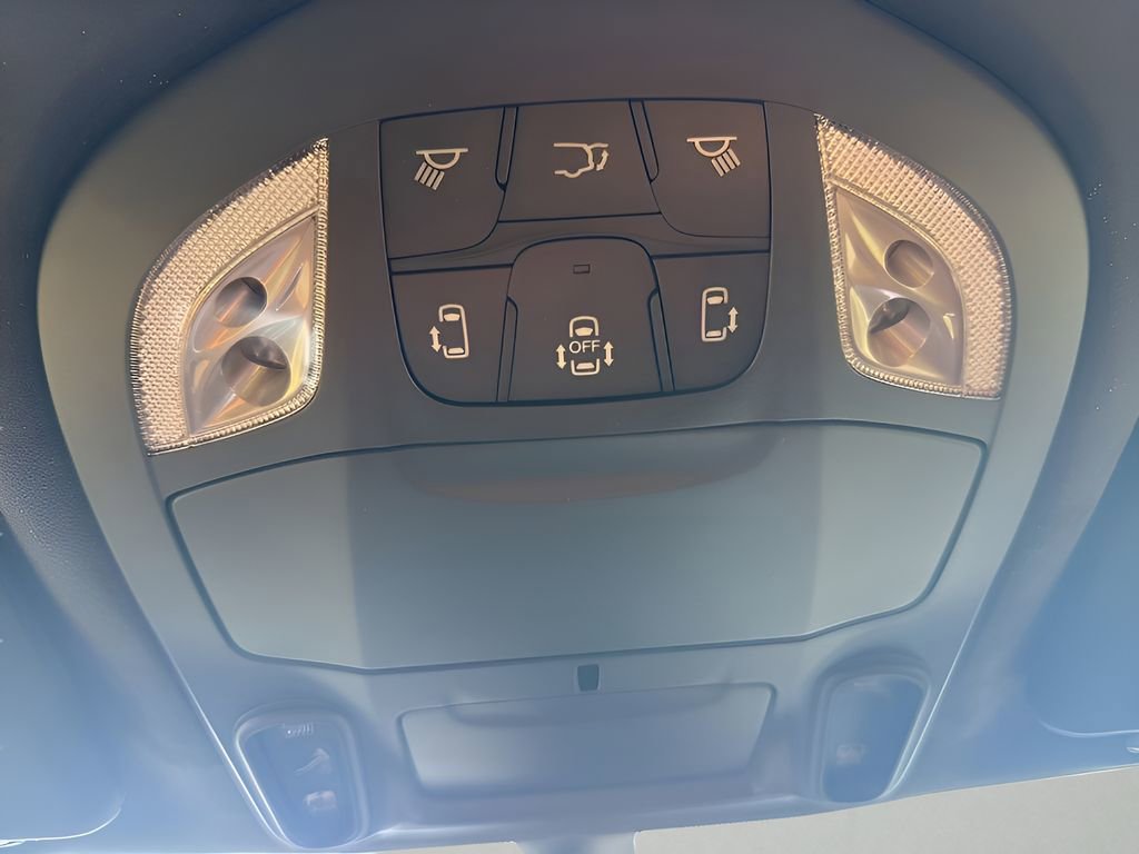 New 2026 Chrysler Pacifica Pinnacle image 41