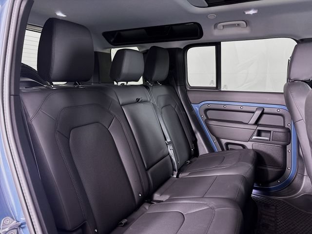 New 2025 Land Rover Defender 110 S AWD/4WD image 27