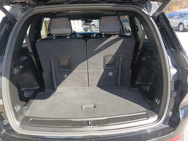 Used 2023 Jeep Grand Cherokee L Laredo image 21