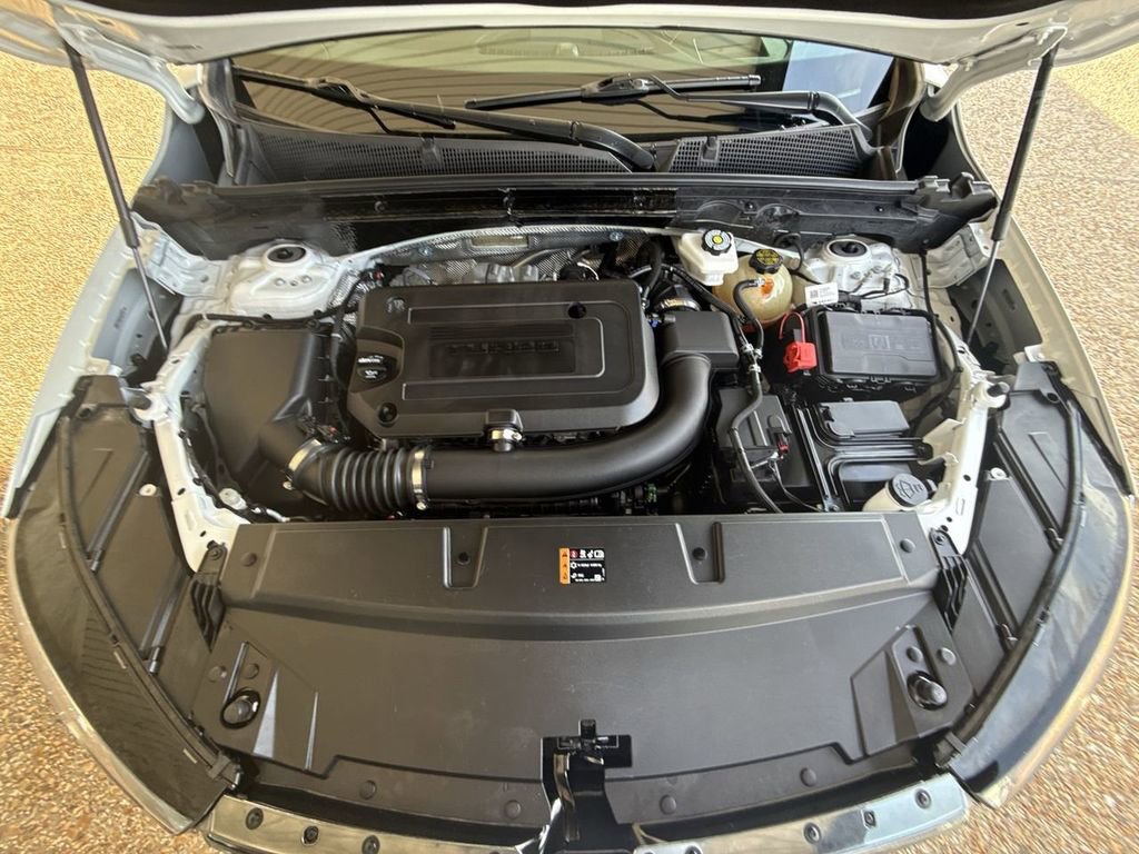 Certified 2021 Buick Envision Avenir w/ Technology Package II image 30