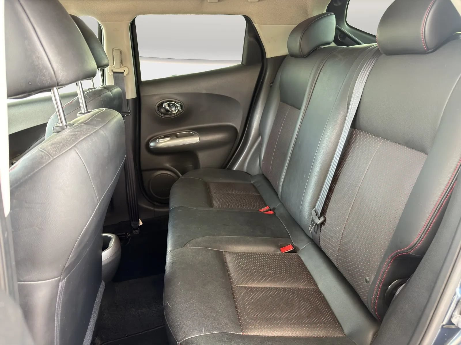Used 2014 Nissan Juke SL FWD image 13
