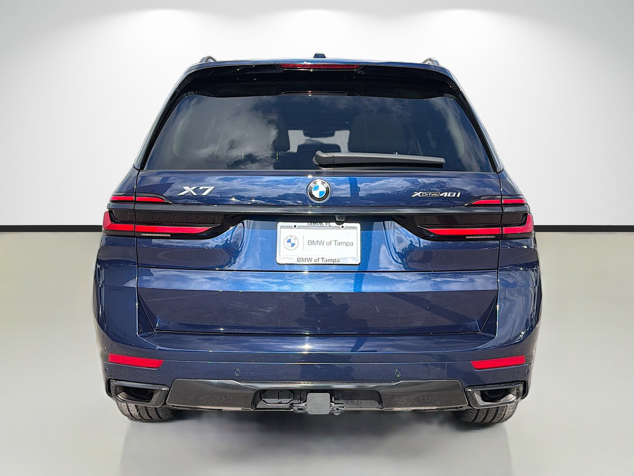 Used 2023 BMW X7 xDrive40i image 4