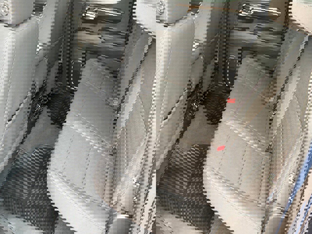 Used 2022 Chevrolet Silverado 1500 LT image 38