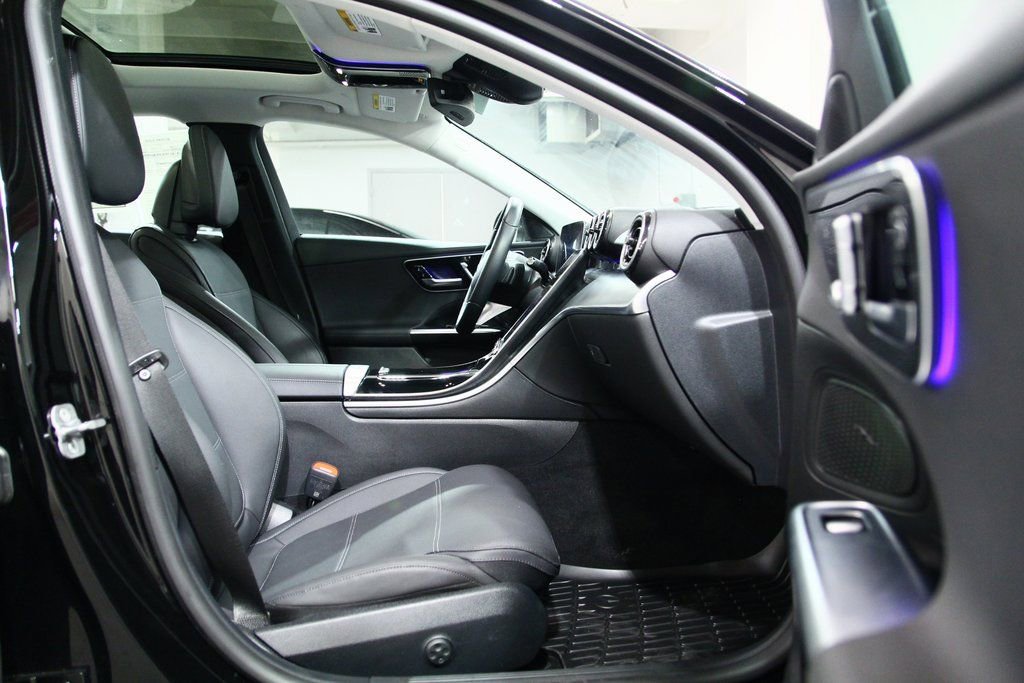 Certified 2025 Mercedes-Benz C 300 4MATIC Sedan image 20