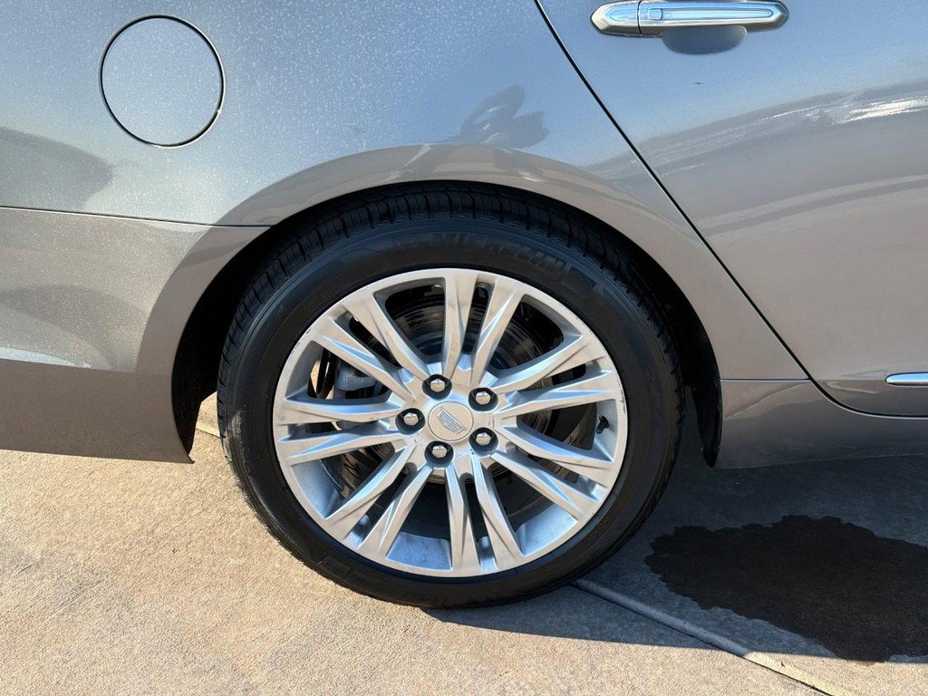 Used 2019 Cadillac XTS Luxury image 6