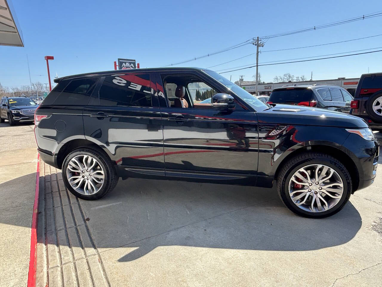 Used 2015 Land Rover Range Rover Sport Supercharged AWD/4WD image 31