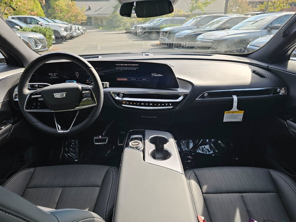 New 2027 Cadillac Lyriq Luxury AWD/4WD image 22