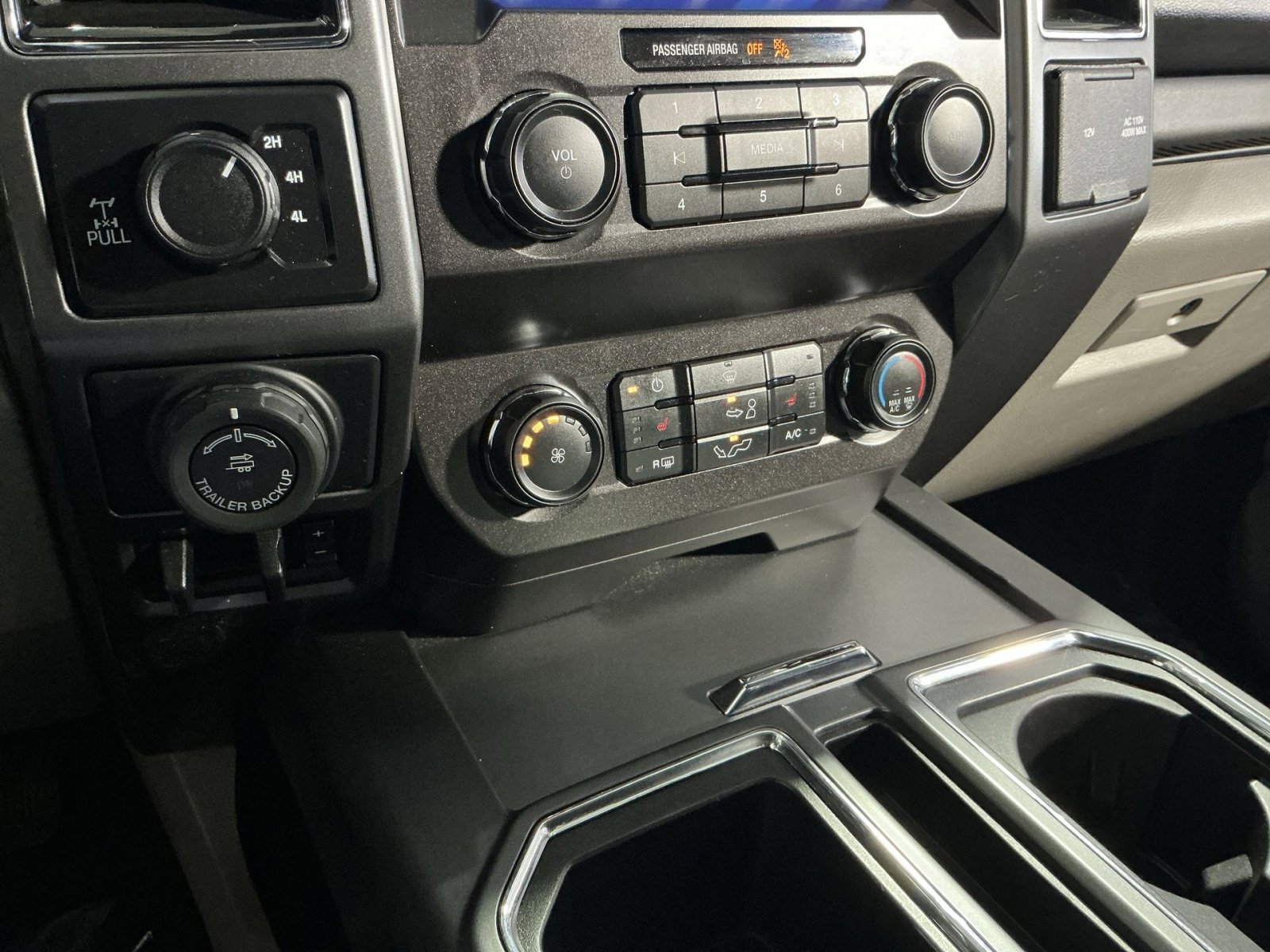 Used 2019 Ford F150 XLT w/ Equipment Group 302A Luxury image 29