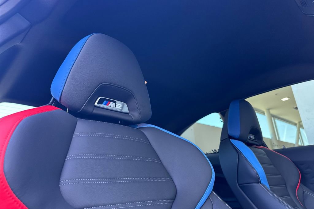 Used 2025 BMW M2 Base w/ Lighting Package image 17