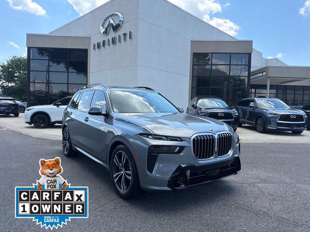 Used 2023 BMW X7 xDrive40i w/ M Sport Package AWD/4WD image 1