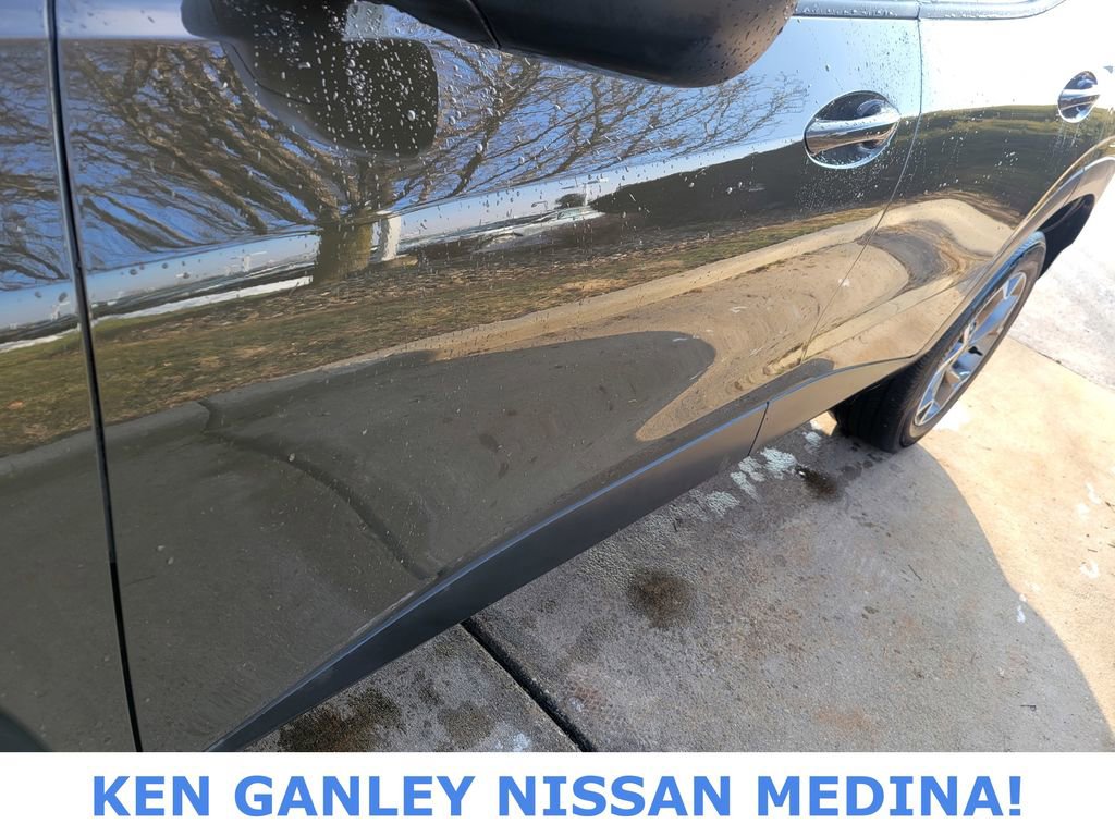 Used 2024 Chevrolet Trax LT image 11