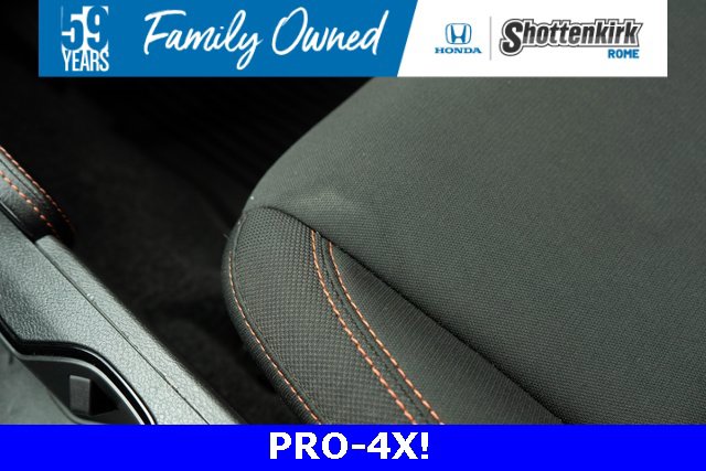 Used 2023 Nissan Frontier PRO-4X w/ Technology Package image 35