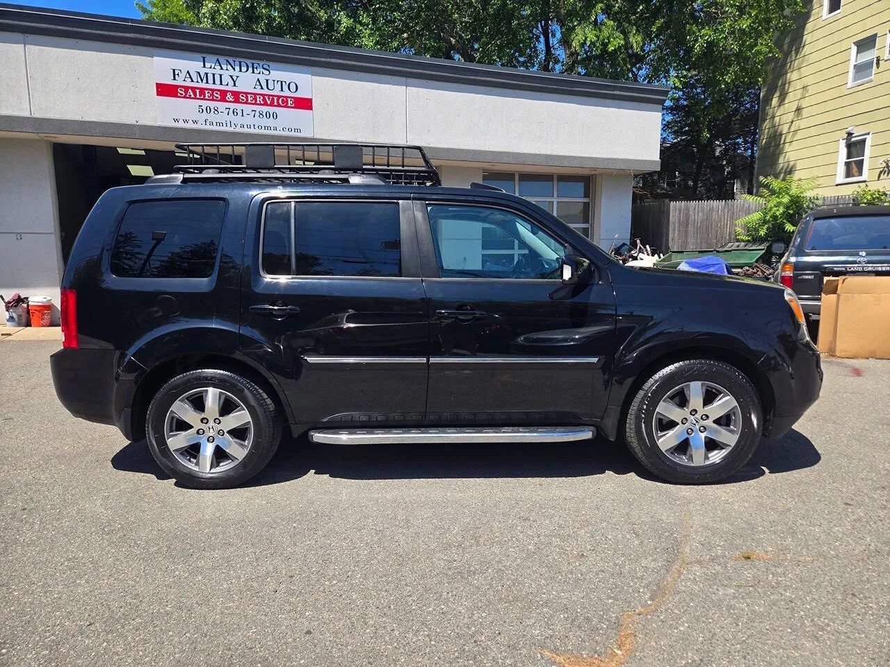 Used 2014 Honda Pilot Touring image 3