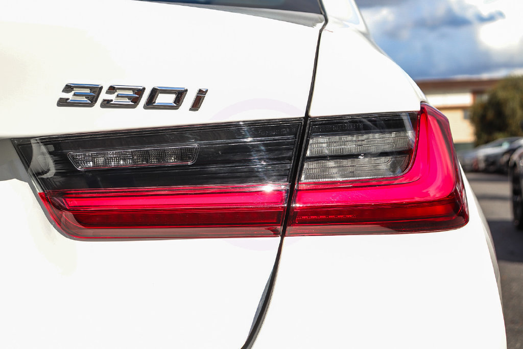 Used 2026 BMW 330i Sedan RWD image 7
