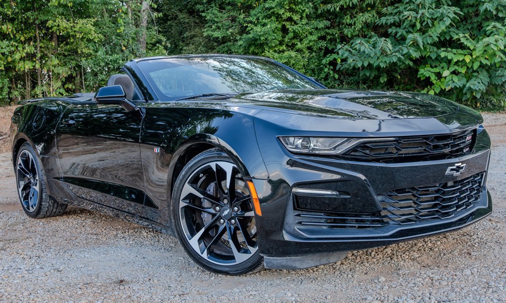 Used 2019 Chevrolet Camaro SS w/ LPO, Camaro Insignia Package RWD image 9