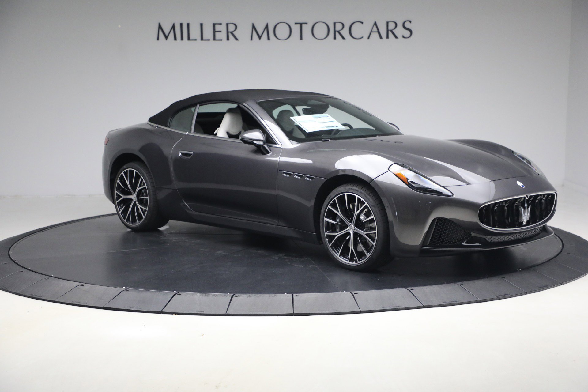 New 2026 Maserati GranCabrio Modena image 18