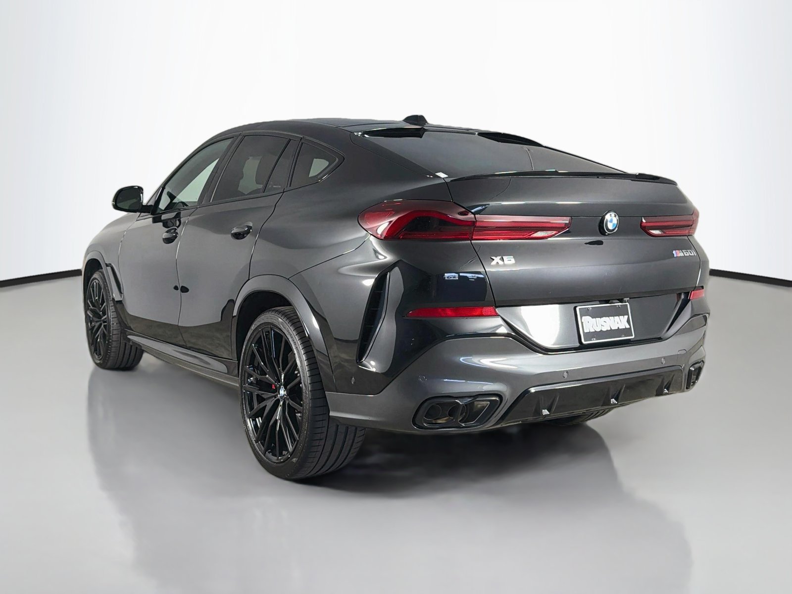 Used 2027 BMW X6 M60i AWD/4WD image 5