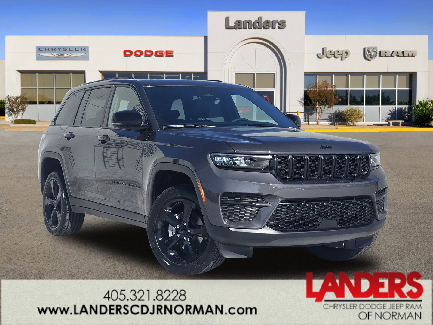 New 2025 Jeep Grand Cherokee Altitude image 1