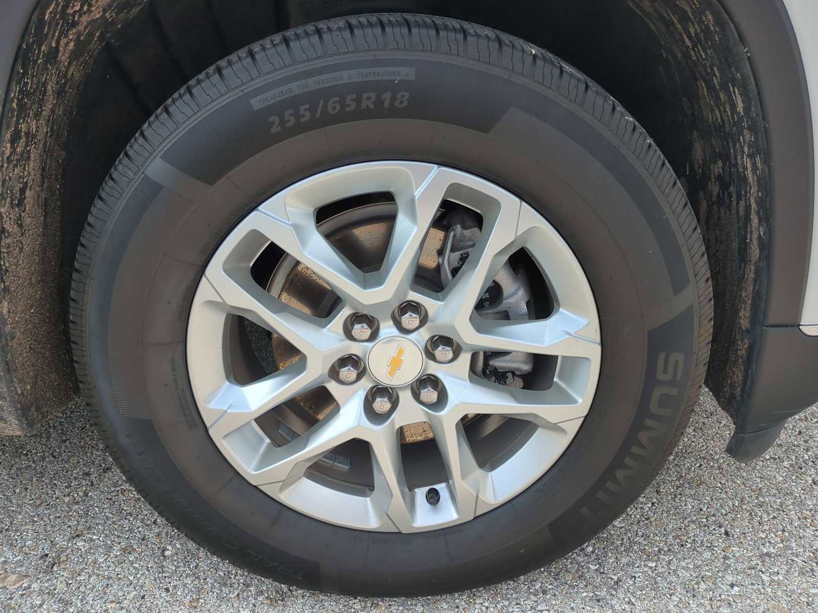 Used 2021 Chevrolet Traverse LT FWD image 33