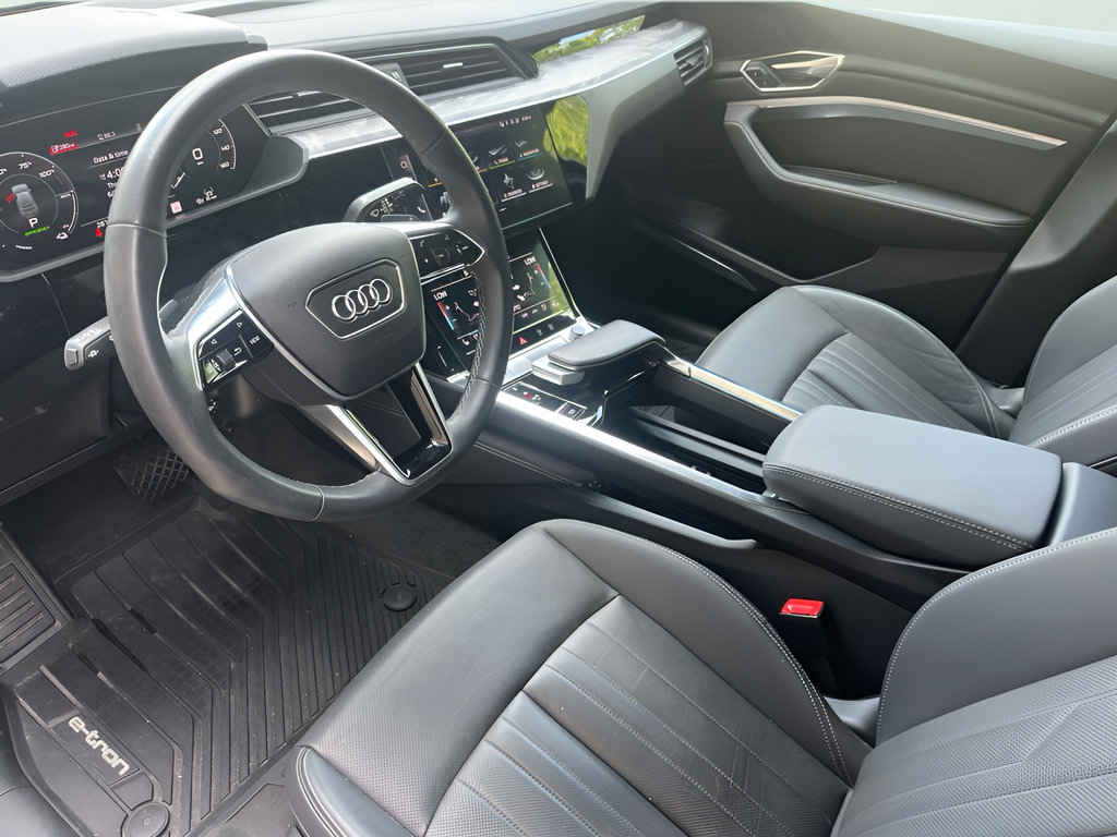 Used 2024 Audi Q8 e-tron Premium Plus w/ Premium Plus Package AWD/4WD image 15