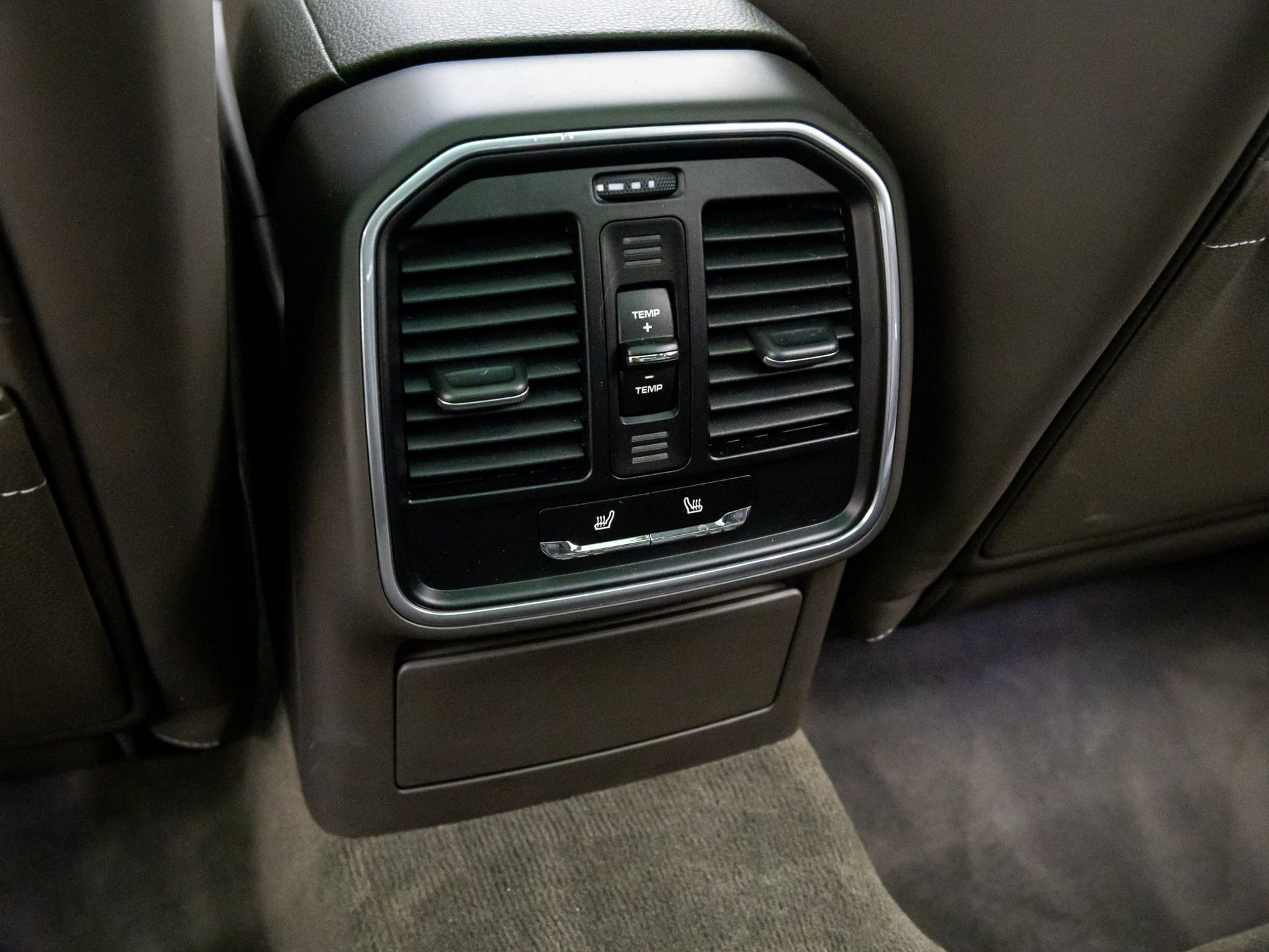 Used 2017 Porsche Macan S image 20