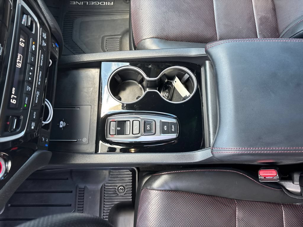 Certified 2025 Honda Ridgeline Black Edition image 28