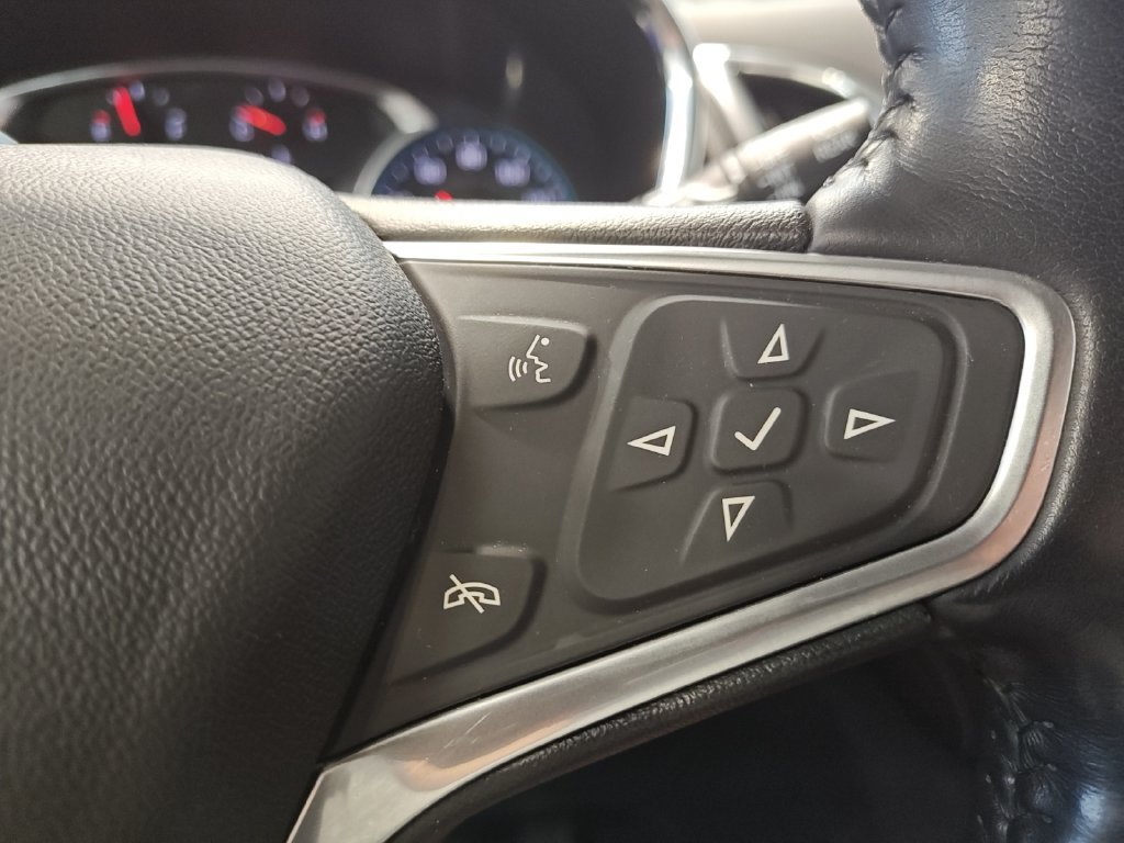 Used 2022 Chevrolet Equinox Premier AWD/4WD image 26