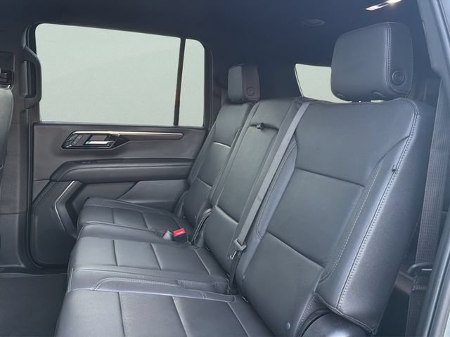 Certified 2025 Chevrolet Suburban Z71 AWD/4WD image 16