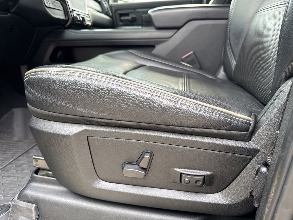 Used 2023 RAM 2500 Limited AWD/4WD image 29