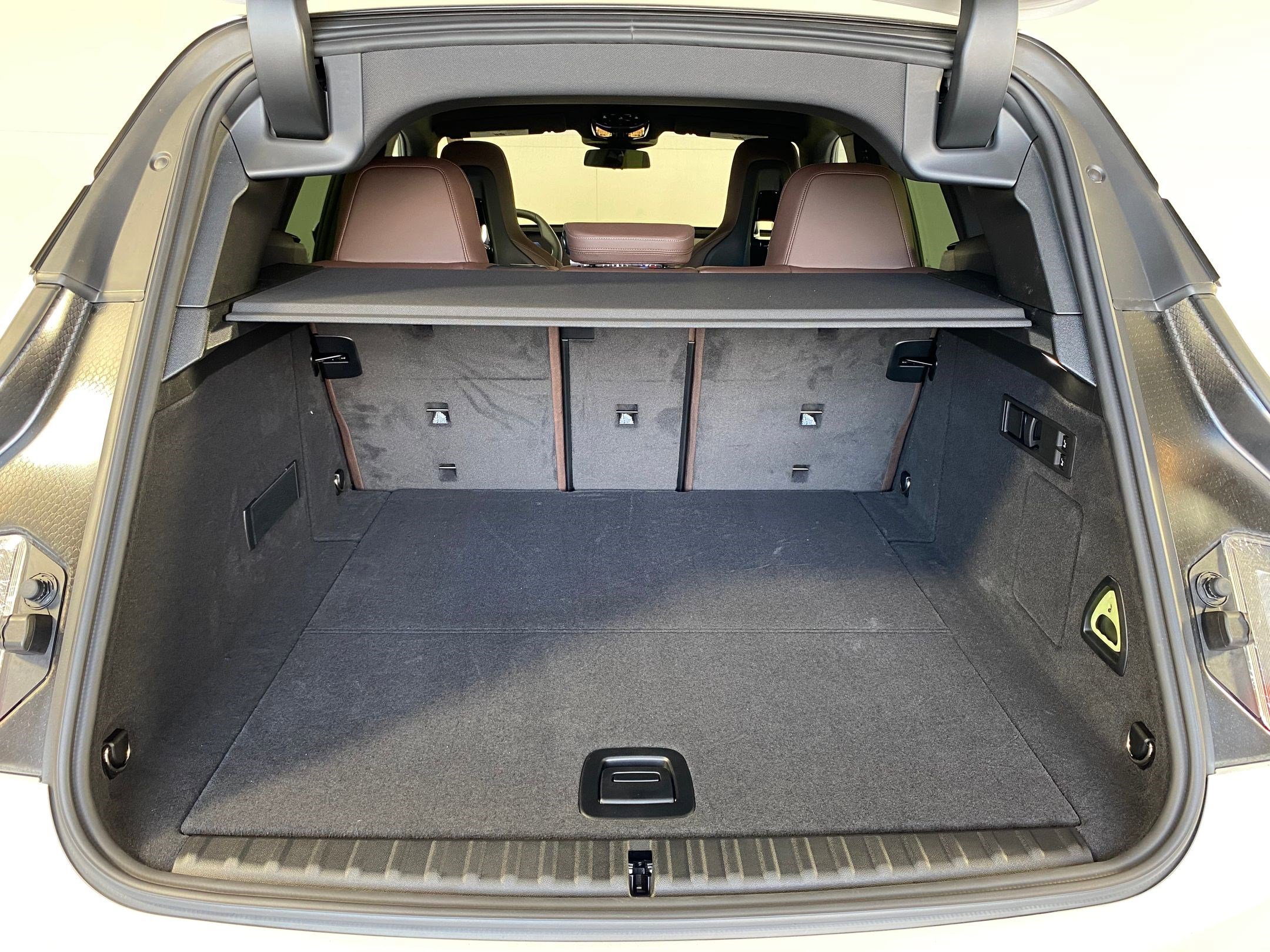 New 2026 BMW iX xDrive60 w/ Executive Package image 30