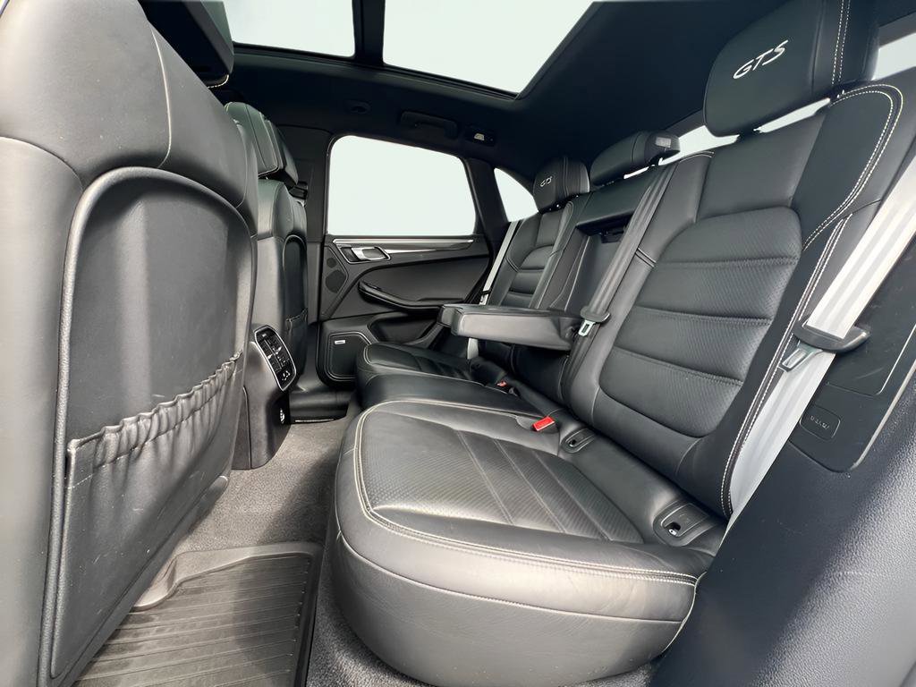 Used 2018 Porsche Macan GTS image 22