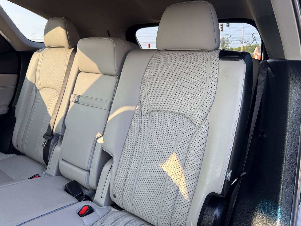 Used 2018 Lexus RX 350L FWD image 18