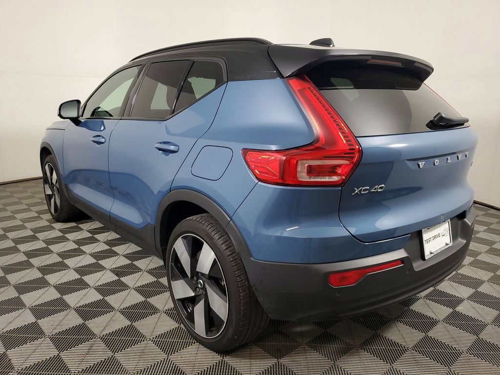 Certified 2023 Volvo XC40 Recharge Ultimate image 6